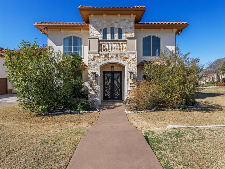 Property Photo: 3805 Ledgestone Court TX 75082
