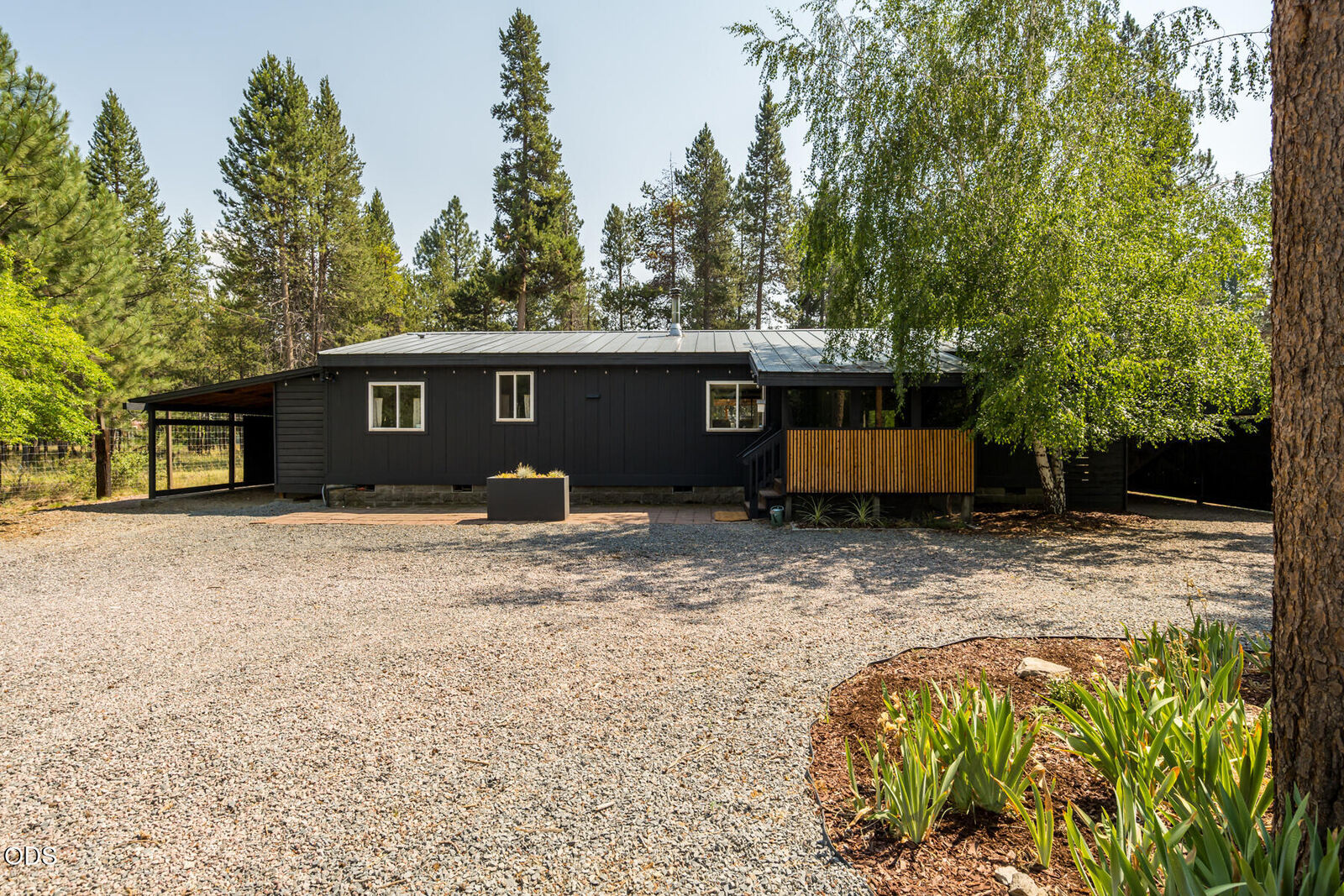 Property Photo: 17265 Canvasback Drive OR 97707