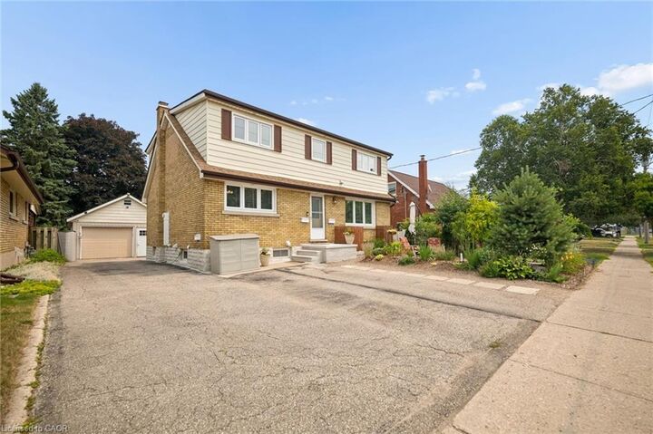 Property Photo: 476 Prospect Avenue ON N2A 1E1