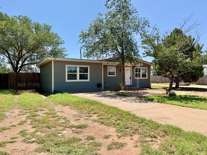 Property Photo:  609 Howard Dr  TX 79703 