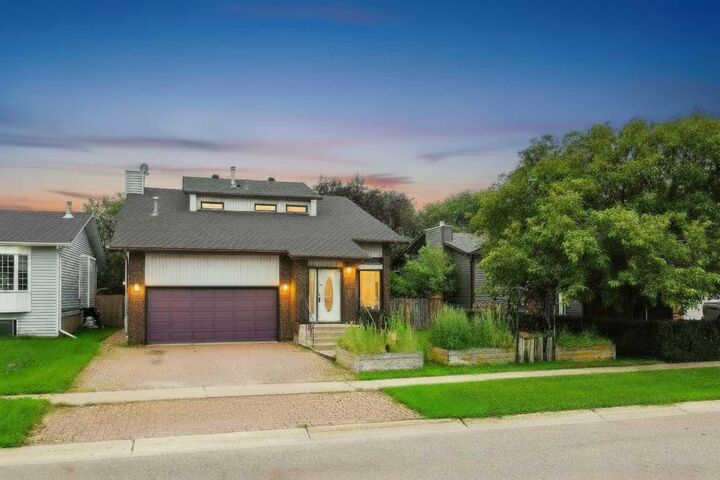 245 Bacon Place — photo 1