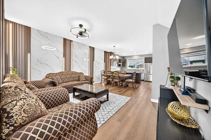 Property Photo: 59 Corner Meadows Villas NE AB T3N 1J5