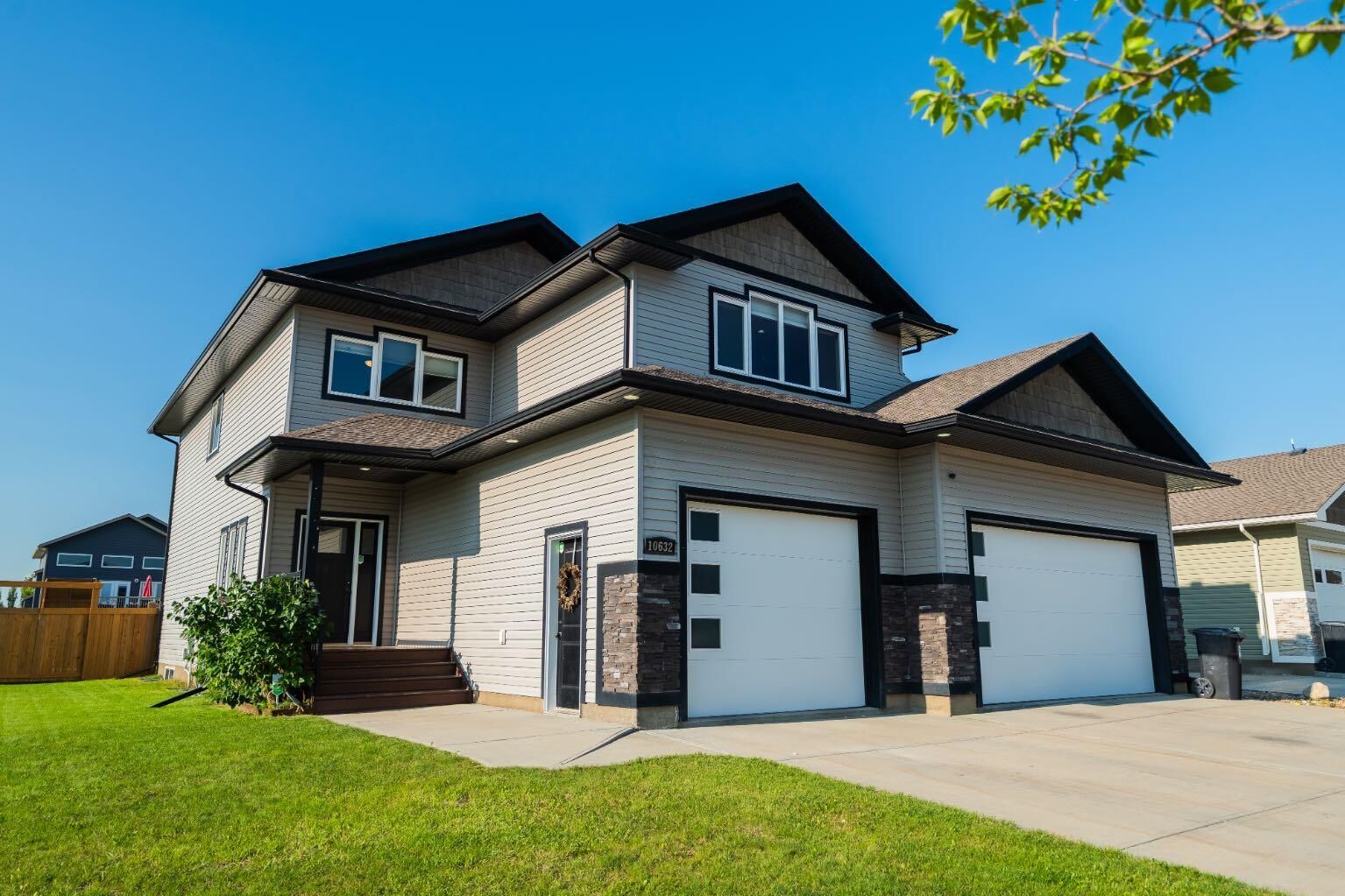 Property Photo: 10632 154 A Avenue AB T8X 0M1
