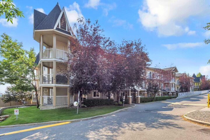 70 Panamount Drive NW 6307 — photo 1
