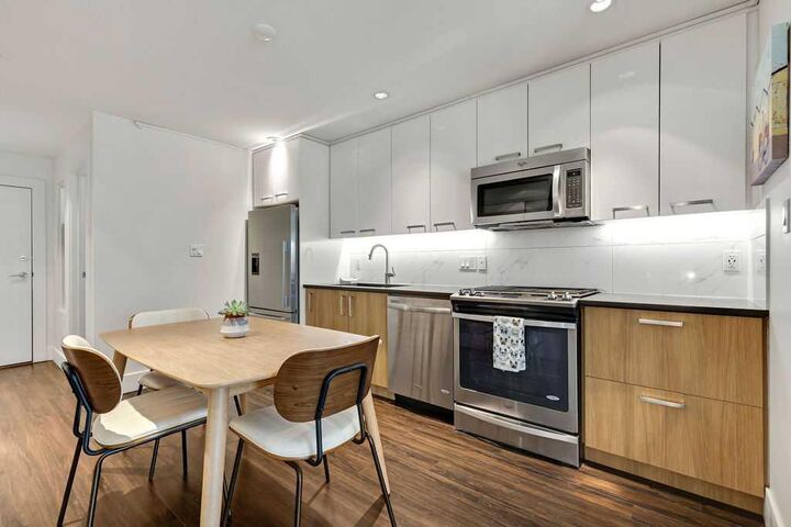 Property Photo: 510 Edmonton Trail NE 128 AB T2E 0J7
