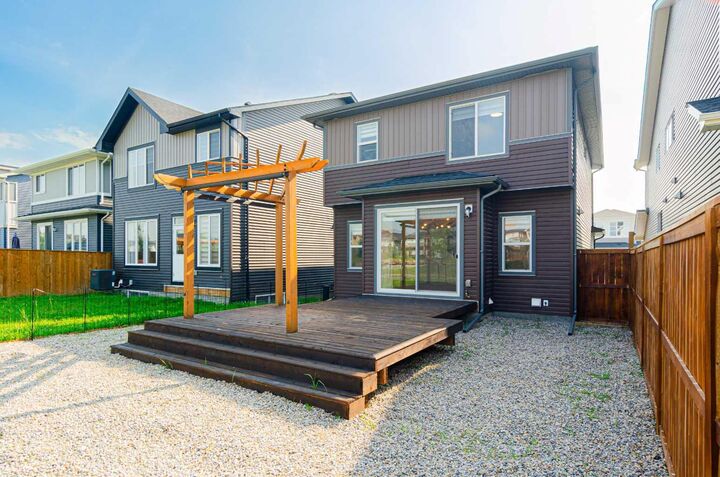 Property Photo: 293 Carringsby Way NW AB T3P 1T6