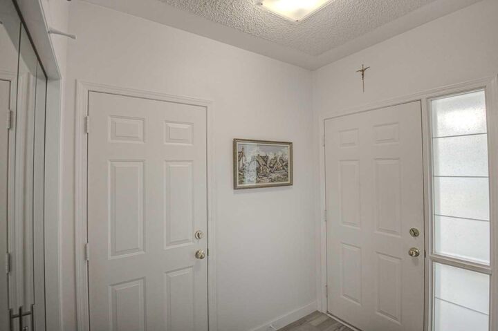 Property Photo: 58 Sierra Morena Gardens SW AB T3H 3P4