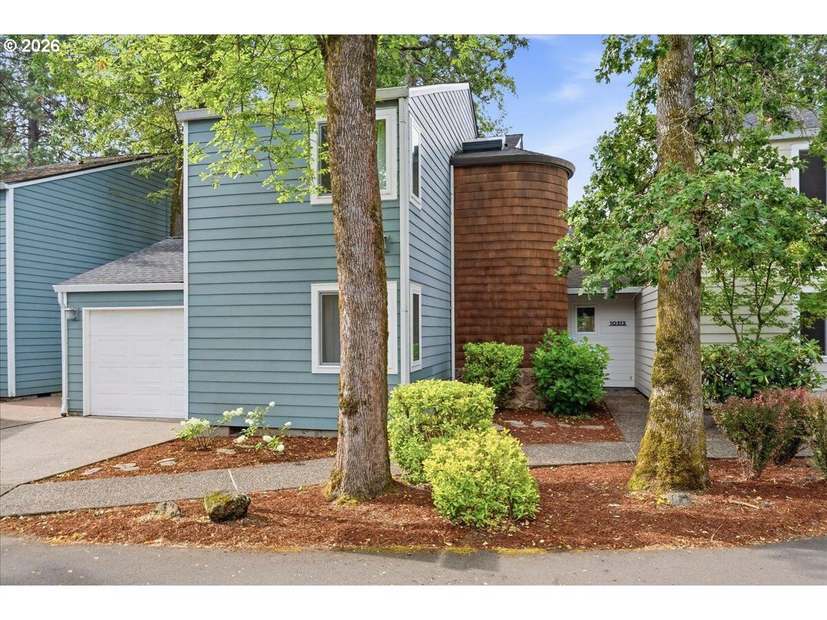 Property Photo:  10313 SW 87th Ave  OR 97223 