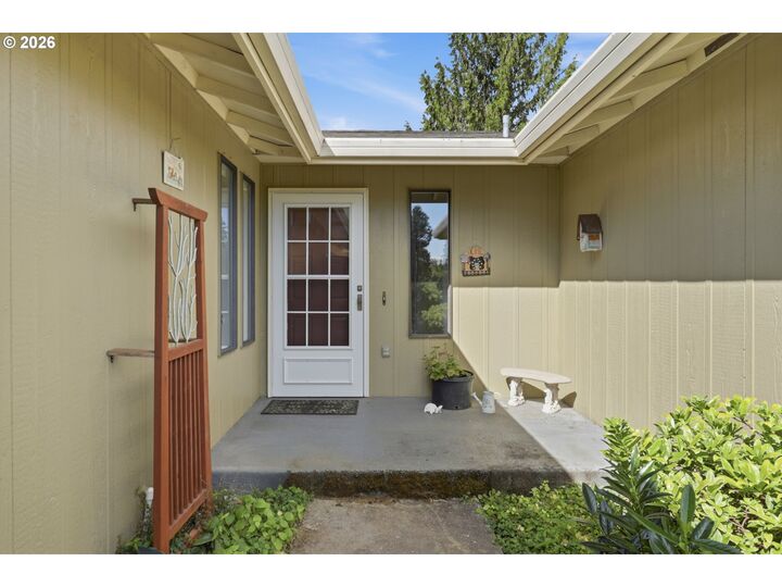 Property Photo:  28722 SW Wildhaven Ln  OR 97123 
