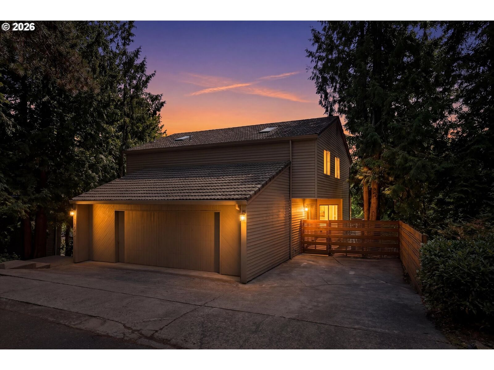 Property Photo:  7024 SW Canyon Dr  OR 97225 