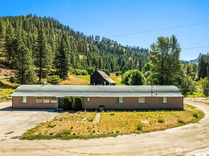 Property Photo: 10547 Merry Canyon Road WA 98826