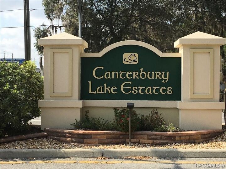 Property Photo: 2675 N Canterbury Lake Drive FL 34442