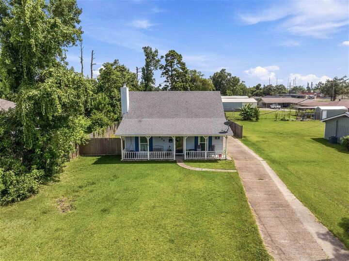 Property Photo: 1035 Shady Lane LA 70669