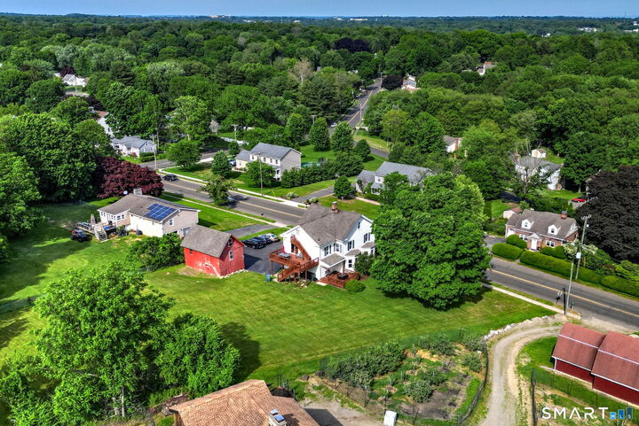 Property Photo:  380 Orange Avenue  CT 06461 