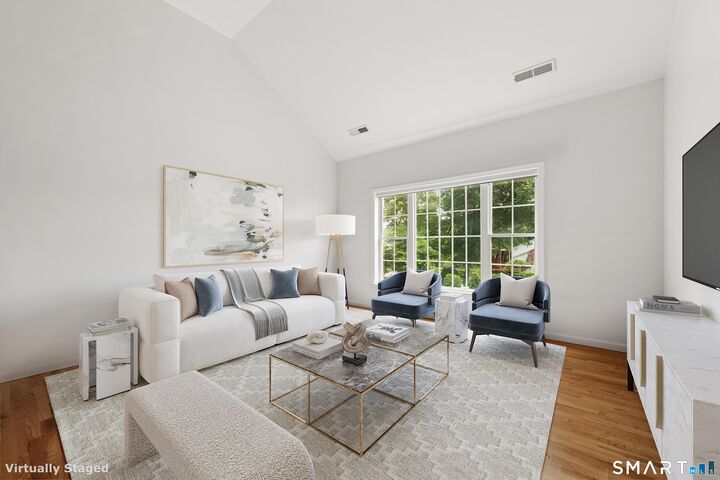 Property Photo:  10 West Street  CT 06525 