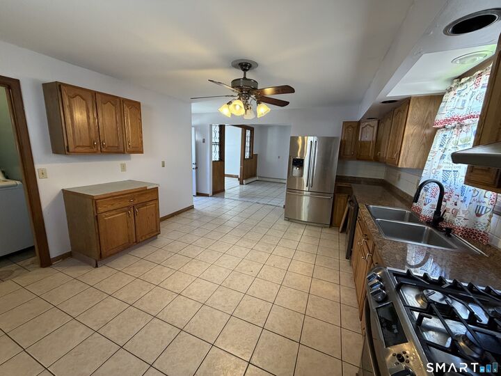 Property Photo: 95 Park Avenue CT 06418