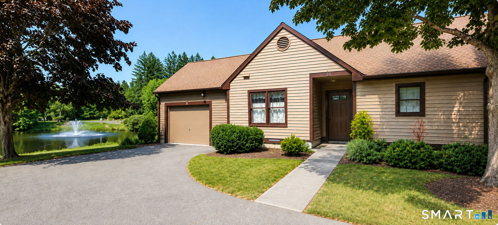 Property Photo: 21 Sprucebrook Trail 21 CT 06468