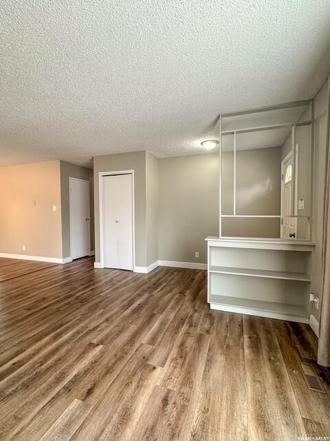Property Photo: 426 Colonel Otter Drive SK S9H 4P6
