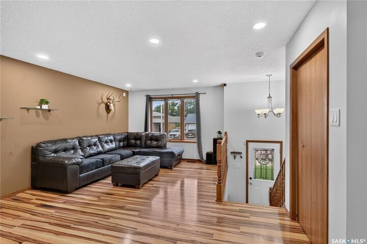 Property Photo: 417 Fehr Crescent SK S0K 2T0
