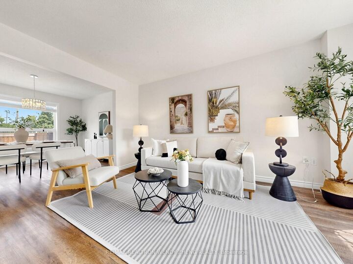 Property Photo:  4 Garibaldi Drive  ON L4N 8C3 
