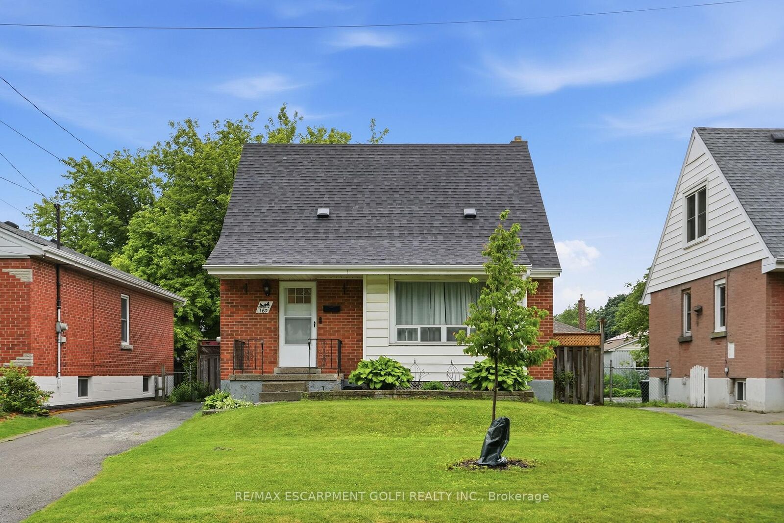 Property Photo: 160 East 36th Street ON L8V 3Z4