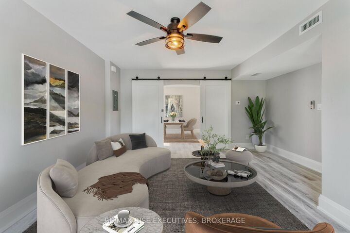 Property Photo: 130 Carruthers Avenue 3 ON K7L 1M7