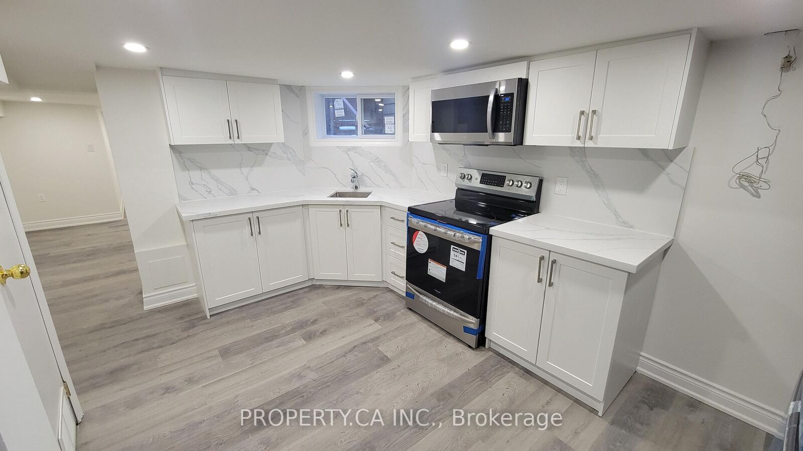 Property Photo:  625 Rhodes Avenue  ON M4J 4X5 