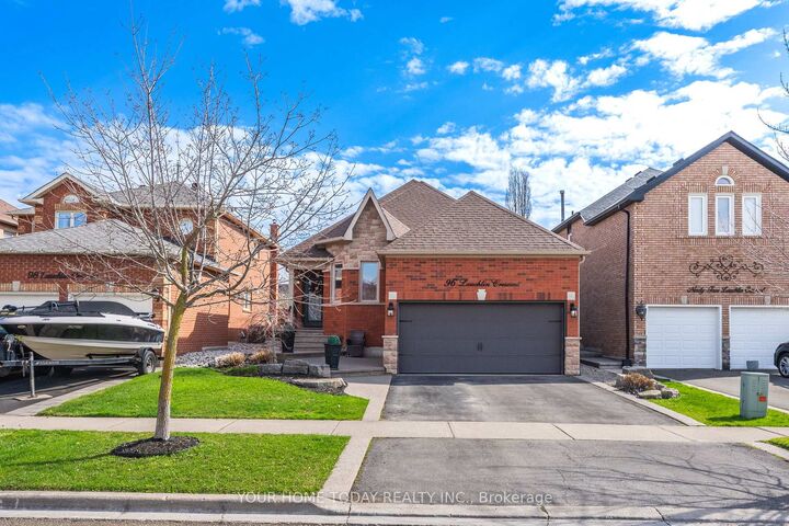 Property Photo: 96 Lauchlin Crescent ON L7G 5R5