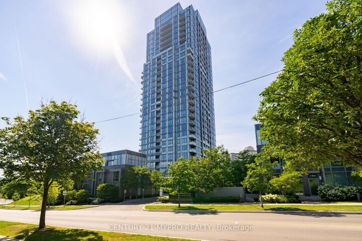 18 Graydon Hall Drive 212 — photo 1