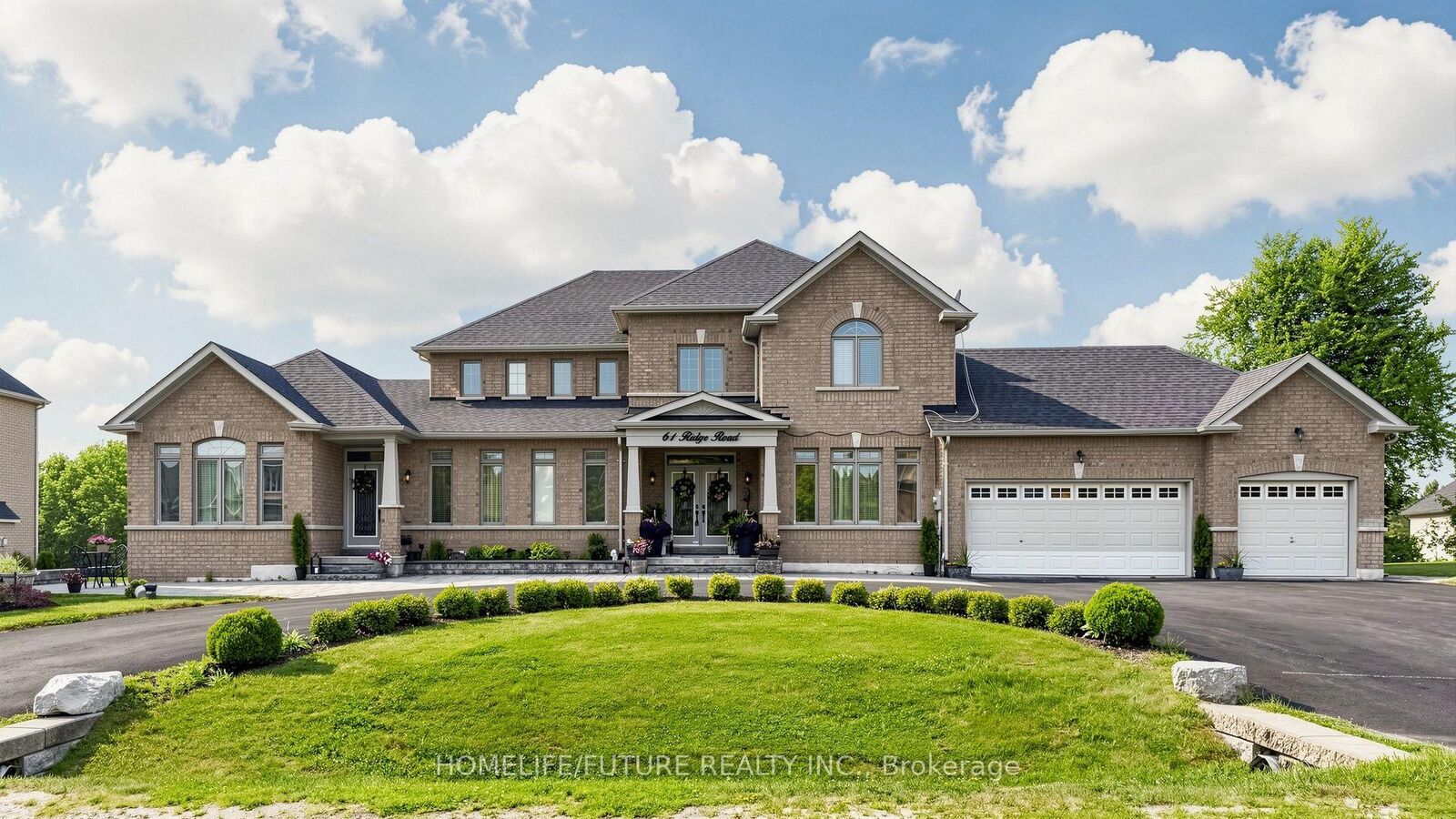 Property Photo: 61 Ridge Road ON L0C 1A0