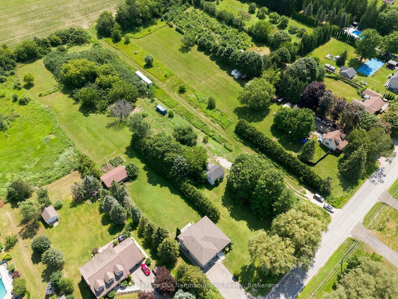 Photo de la propriété:  4599 Trulls Road  ON L0B 1J0 