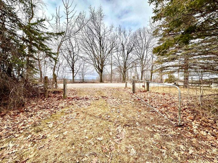 Property Photo: 414 North Line Road ON K0M 1N0