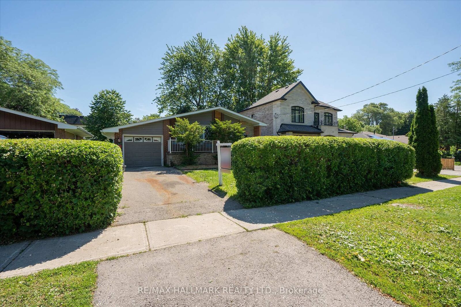 Property Photo: 171 Orton Park Road ON M1G 3H2