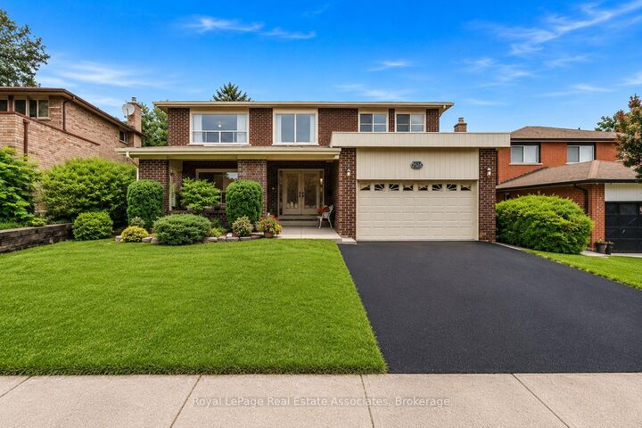 2529 Claymore Crescent — photo 1