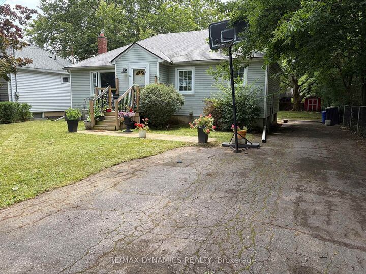 Property Photo: 26 Beamer Avenue ON L2M 2L3