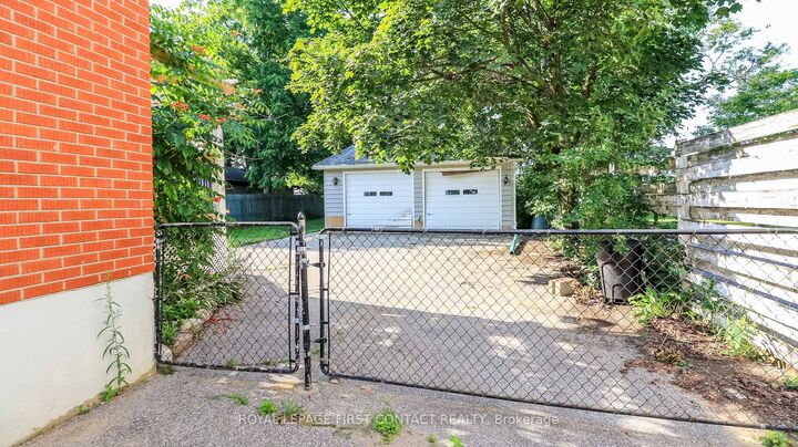 Property Photo: 47 Campbell Avenue ON L4N 2T2