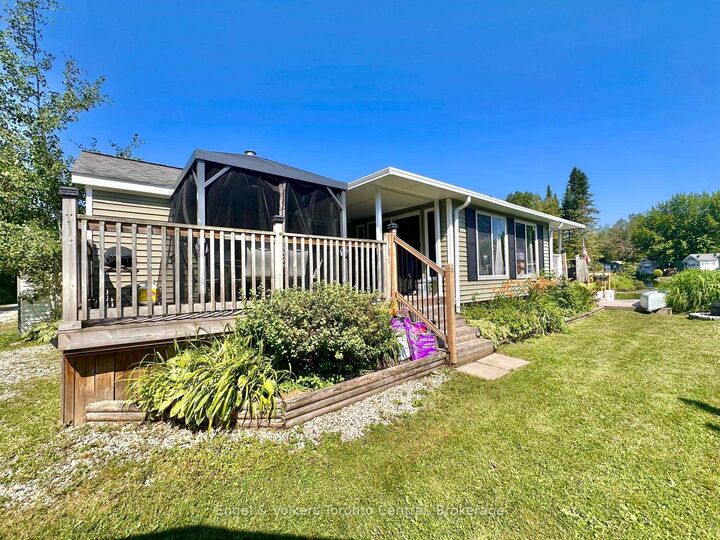 Property Photo: 7489 Sideroad 5 N/A E T113 ON N0G 2L0