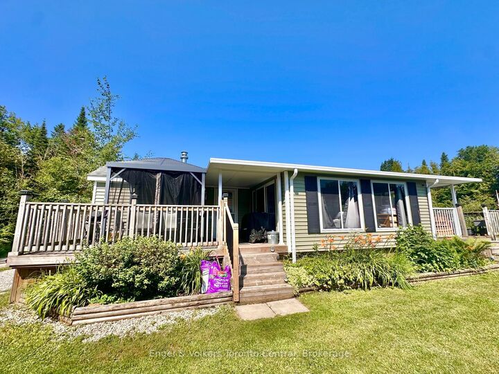 Property Photo: 7489 Sideroad 5 N/A E T113 ON N0G 2L0