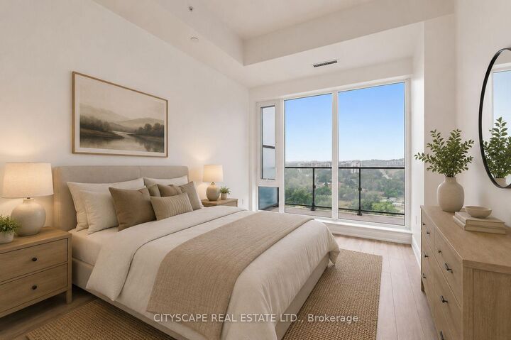 Property Photo: 9618 Yonge Street 1210 ON L4C 0X5