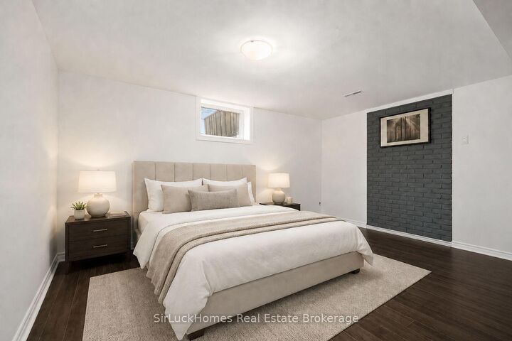 Property Photo: 90 Mountainview Road S ON L7G 4K5