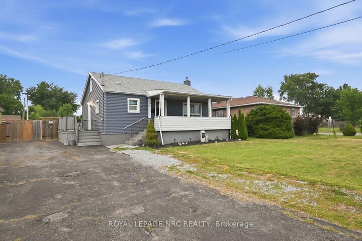 595 Lincoln Street — photo 1