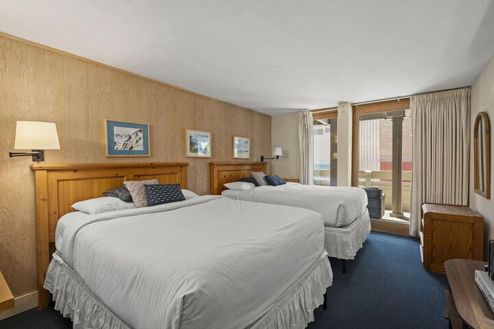 Property Photo:  2000 North Village Drive #224  CA 96161 