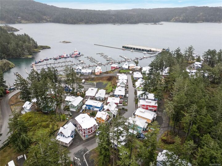 Property Photo: 2109 Ridgeline Rd BC V9Z 1N6
