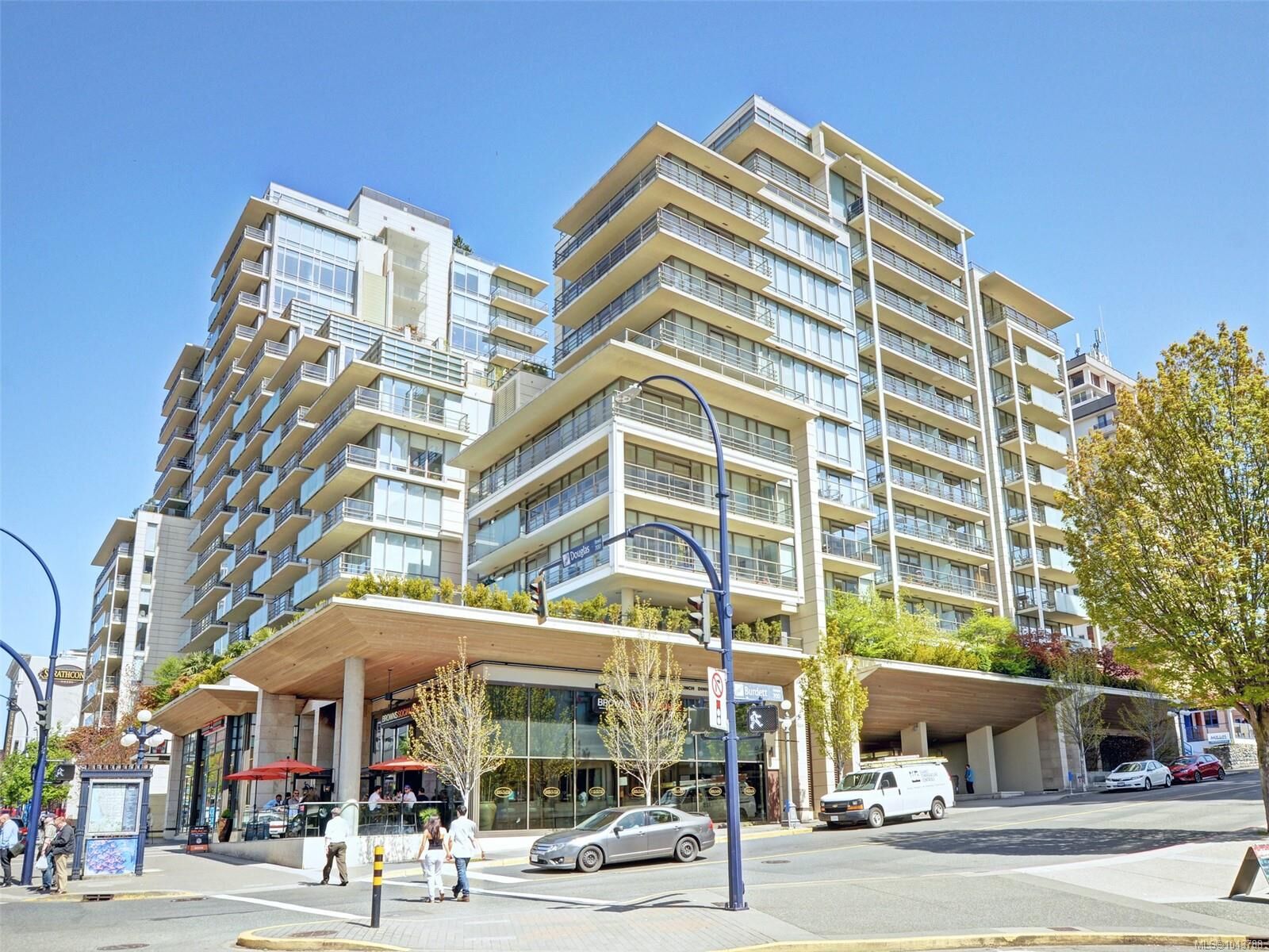 Property Photo: 708 Burdett Ave #406 BC V8W 0A8