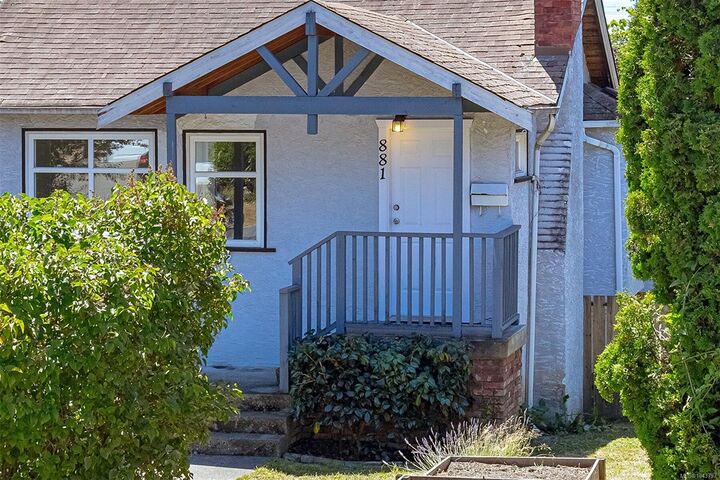 881 Leslie Dr — photo 1