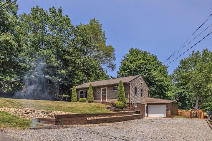 Property Photo:  551 Broadway  PA 15090 
