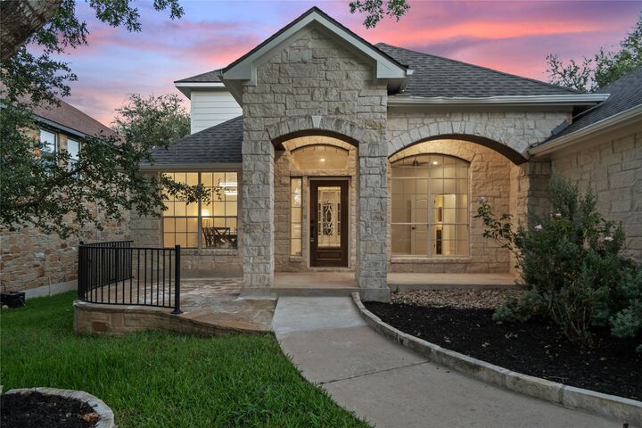 Property Photo:  1807 Liberty Oaks Boulevard  TX 78613 