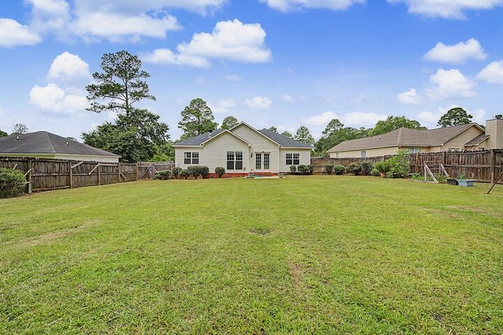Property Photo:  2520 Brookhaven Court  GA 31721 