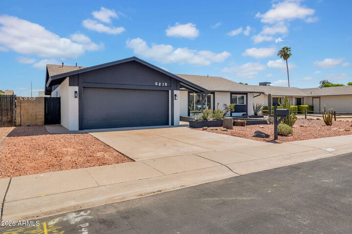 Property Photo:  5215 W Hearn Road  AZ 85306 