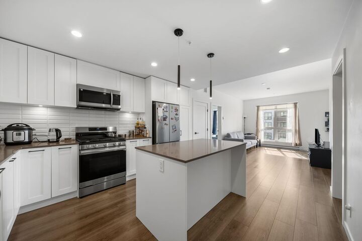 20078 85 Avenue B315 — photo 1